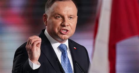 Poland adopts amended Kremlin influence law
